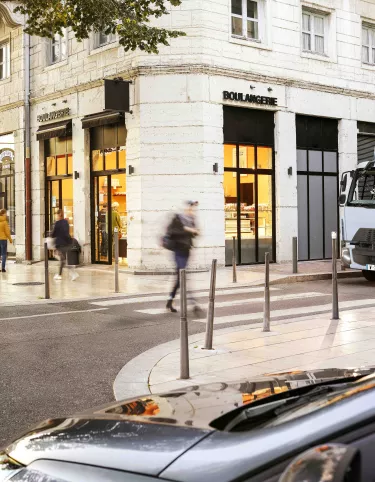 p24-25_2023_03_RT_D_01_COLO_0